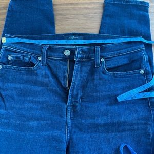 VEUC 7for all mankind skinny jeans size 29